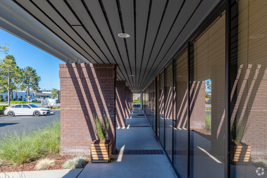 More Photos Of 1001 N Rengstorff Ave, Mountain View Office For Lease