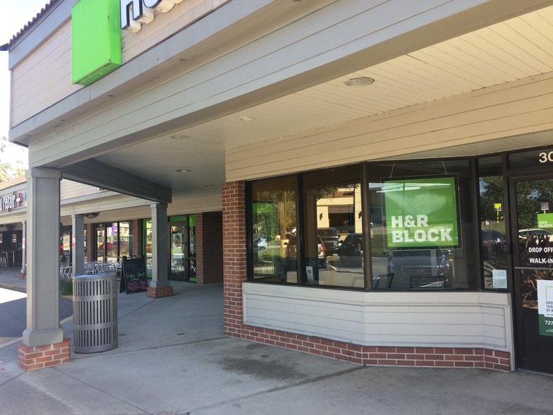 More Photos Of 2454 N McMullen Booth Rd, Clearwater Unknown For Lease