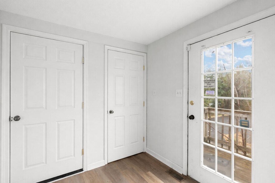 More Photos Of 1012-S S Main St, Culpeper Medical For Sale