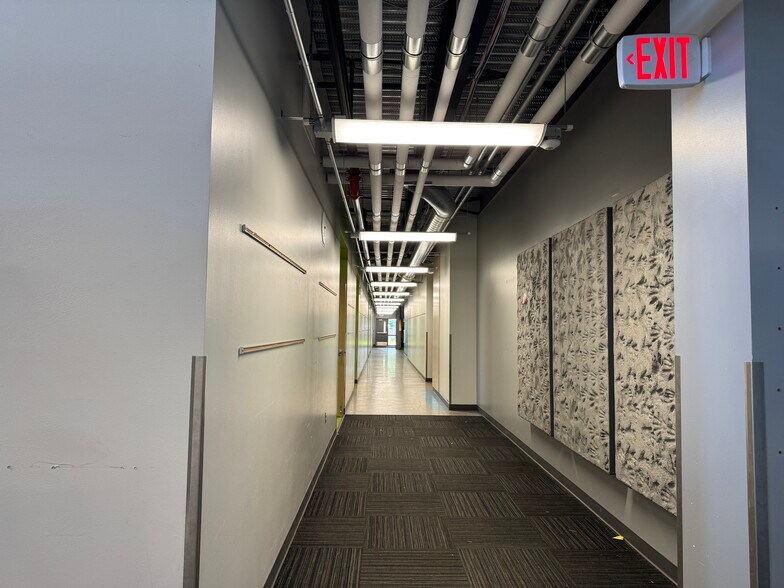 More Photos Of 1846 E 64th Ave, Anchorage Specialty For Sale