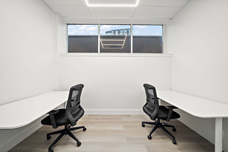 More Photos Of 4845 Rue Jean-Talon O, Montréal Storefront For Lease