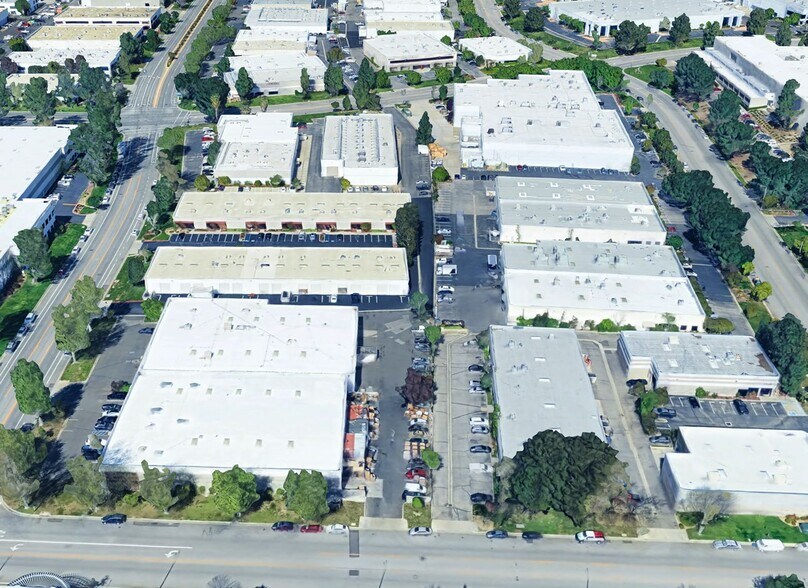 More Photos Of 25030-25040 Avenue Tibbitts, Valencia Warehouse For Lease