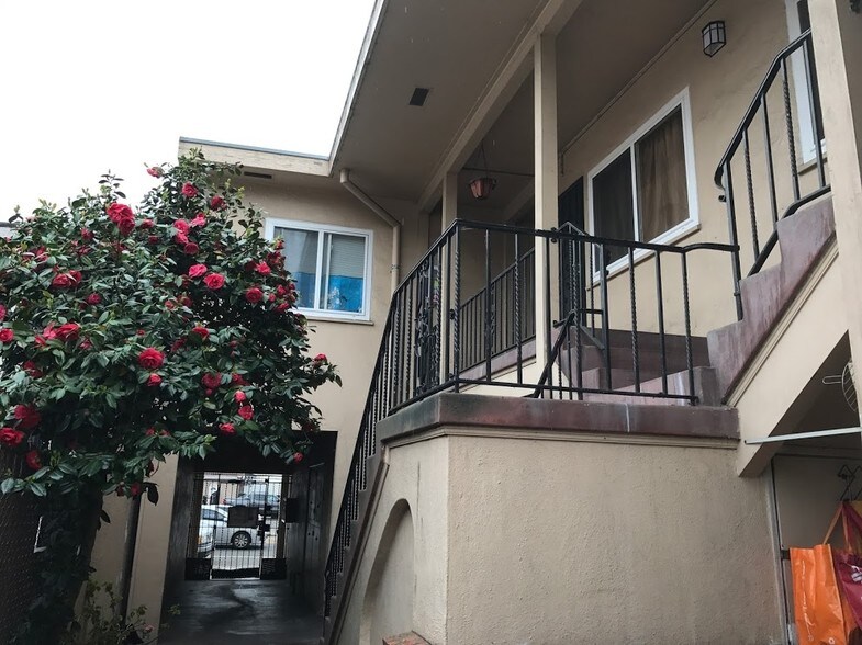 More Photos Of 1661 Fruitvale Ave, Oakland Apartments For Sale
