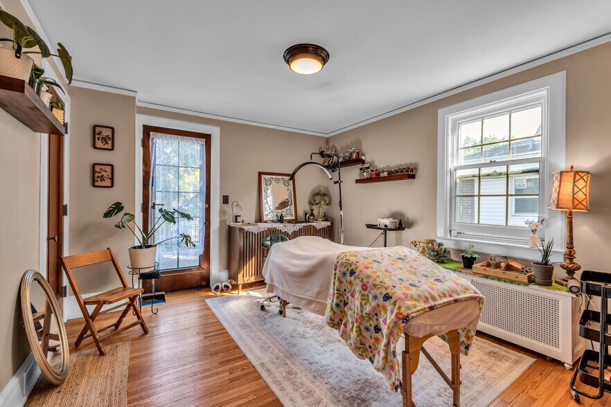 More Photos Of 2740 Main St, Buffalo Office Residential For Sale