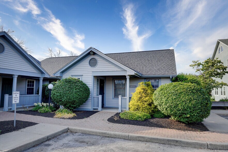 More Photos Of 1625 Rochester Rd, Farmington Office For Sale