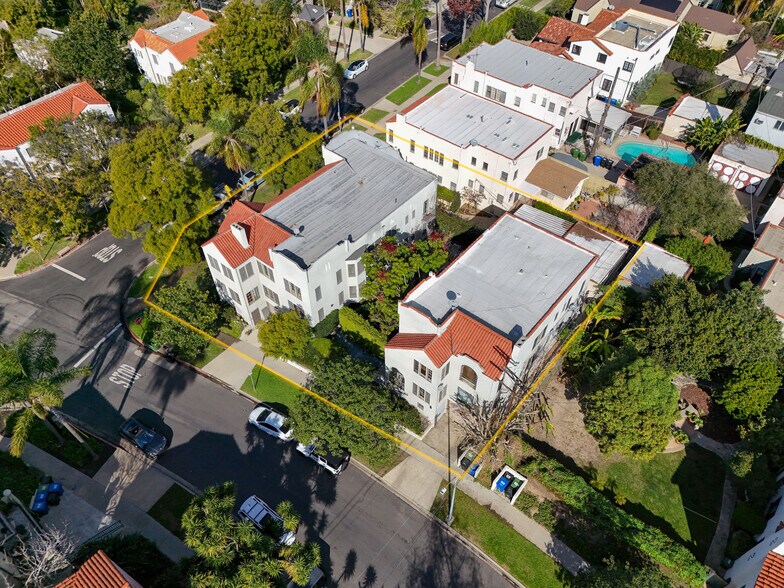 More Photos Of 1040 S Longwood Ave, Los Angeles Apartments For Sale