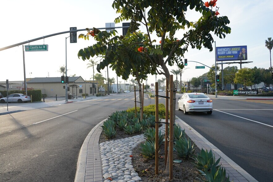 More Photos Of 12408 Carson St, Hawaiian Gardens Industrial For Lease