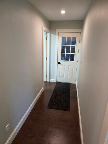 More Photos Of 9213 First St, Baroda Office For Lease