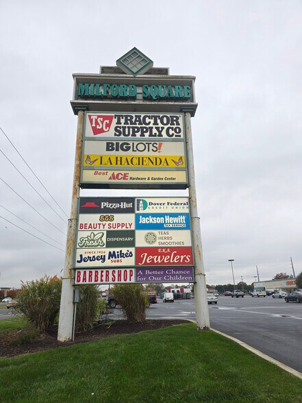 More Photos Of 605-649 S Dupont Blvd, Milford Unknown For Lease