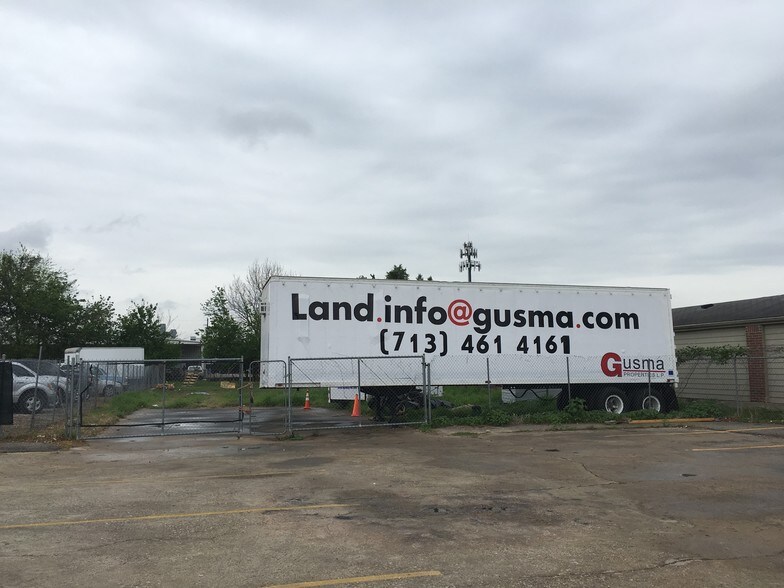 More Photos Of 10120 Old Katy Rd, Houston Land For Lease