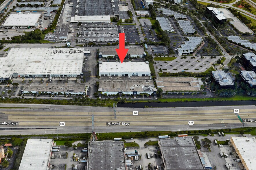 More Photos Of 7620 NW 25th St, Miami Distribution For Sale