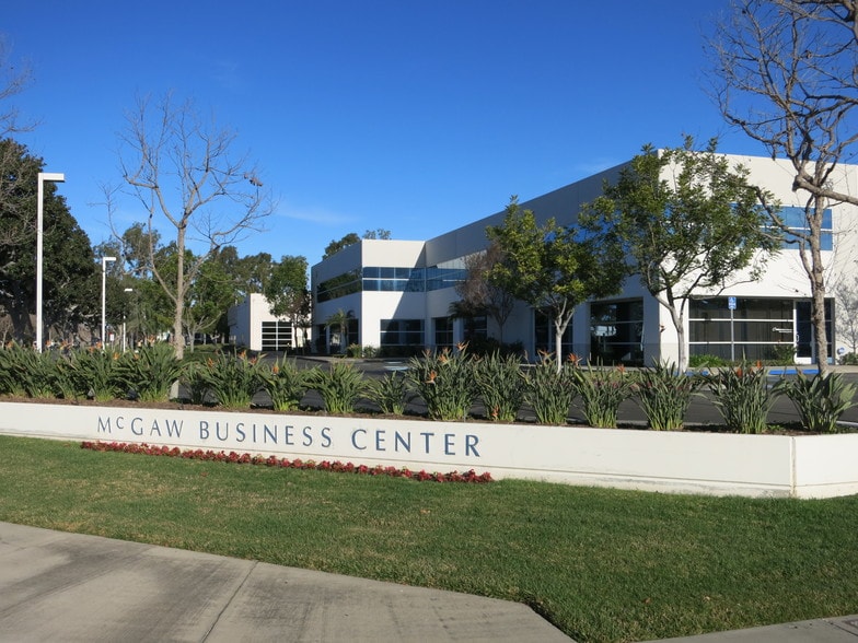 More Photos Of 1555-1565 McGaw Ave, Irvine Light Manufacturing For Lease