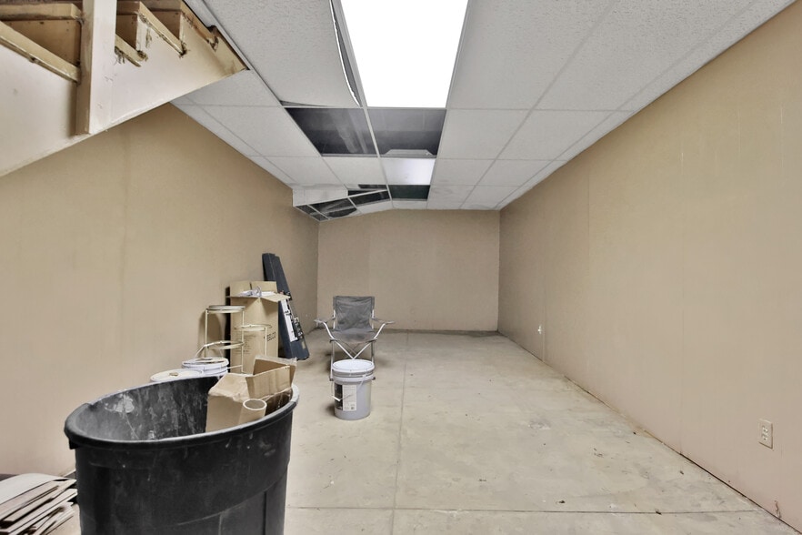 More Photos Of 1014 Broadway St, Lubbock Office For Sale