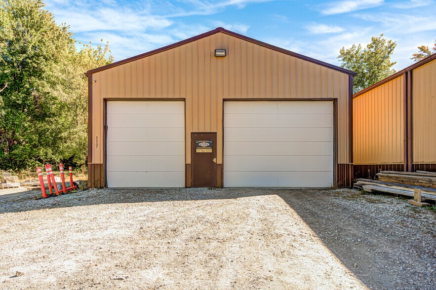 More Photos Of 5342 Elmwood Ave, Indianapolis Unknown For Lease