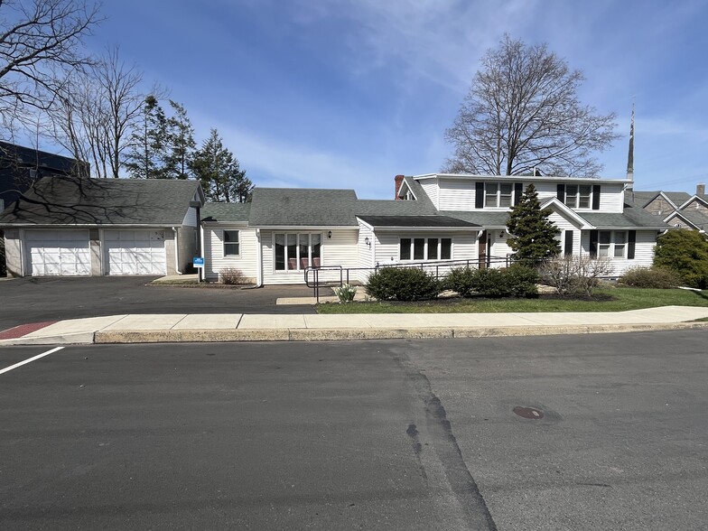 Primary Photo Of 300 Spruce St, Doylestown Office For Sale