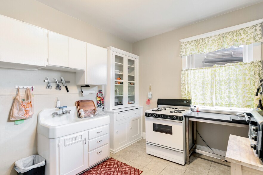 More Photos Of 1532-1536 N York St, Denver Apartments For Sale