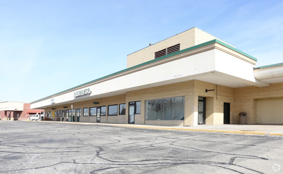 More Photos Of 3701 Durand Ave, Racine Freestanding For Lease