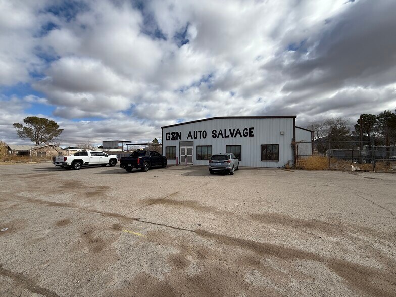 More Photos Of 7508 Doniphan Dr, Canutillo Auto Salvage Facility For Sale