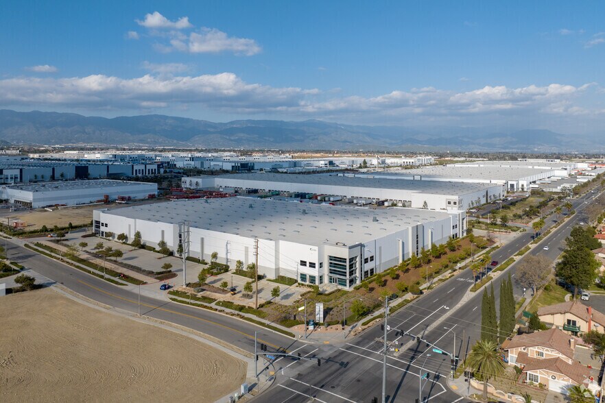 More Photos Of 2000 W BaseLine Rd, Rialto Distribution For Lease