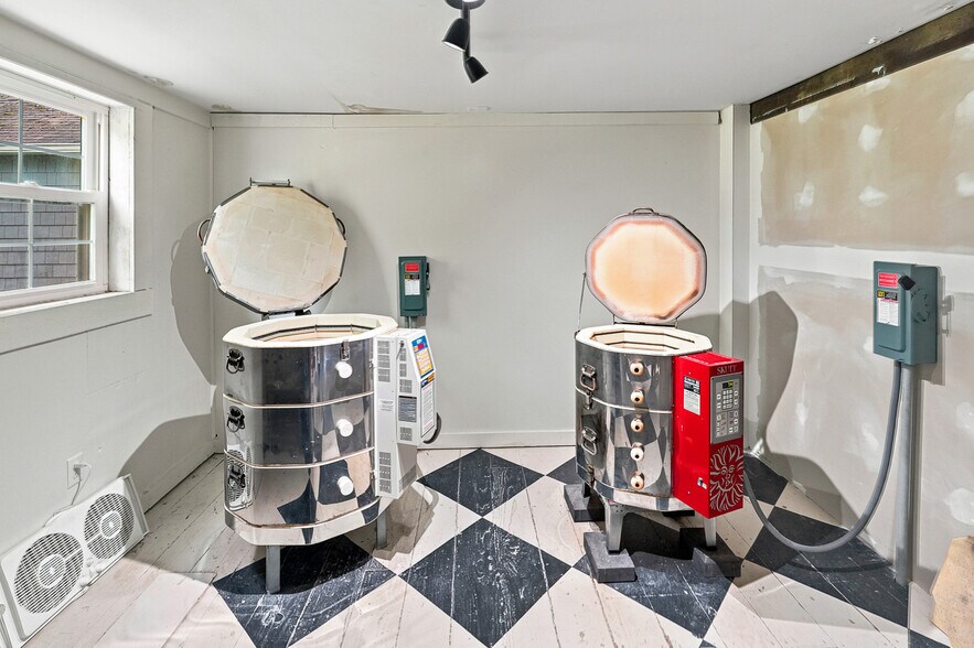 More Photos Of 16 Main St, Plainfield Apartments For Sale