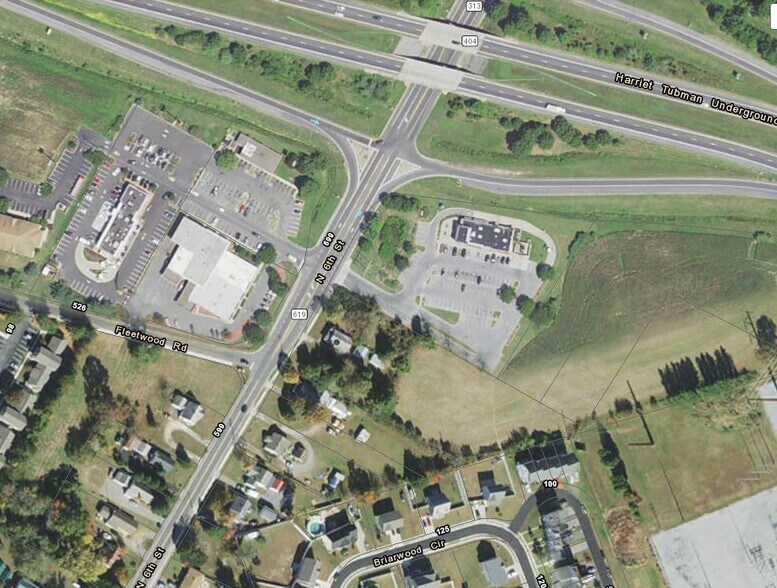 More Photos Of 602 N 6th St, Denton Flex For Sale