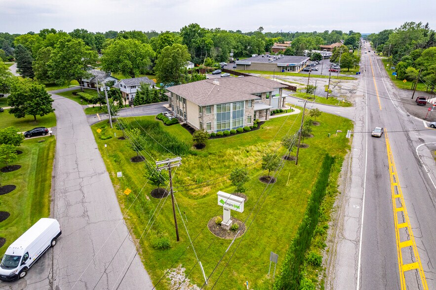 More Photos Of 3020 Orchard Park Rd, Buffalo Office For Sale