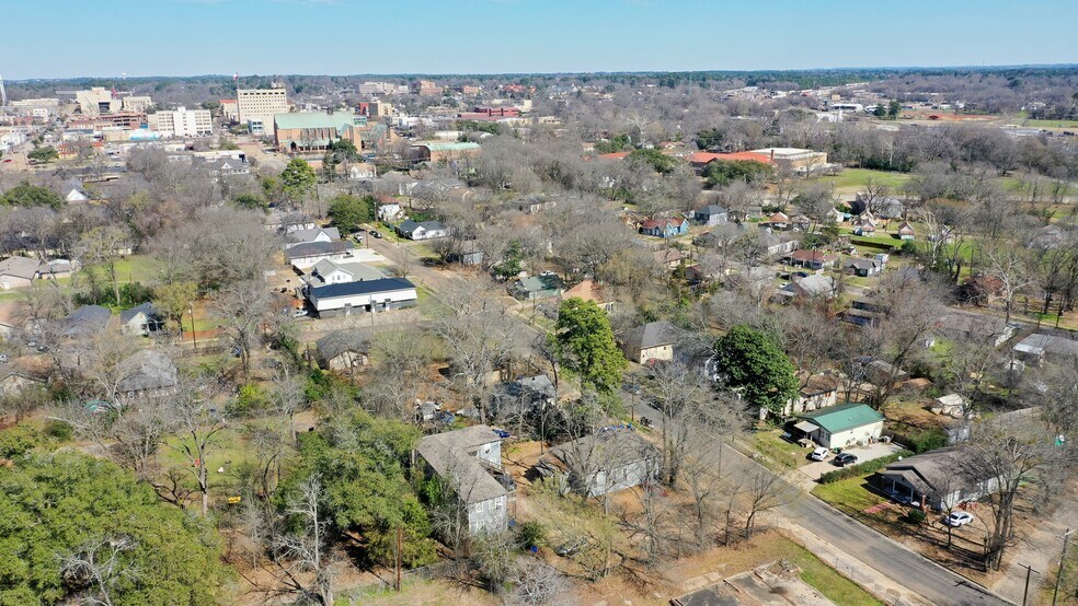 More Photos Of 443 S Main St, Longview Apartments For Sale