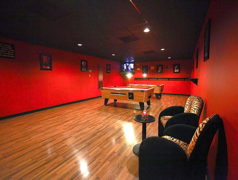 More Photos Of 1721 S Flower St, Los Angeles Storefront Retail Office For Lease