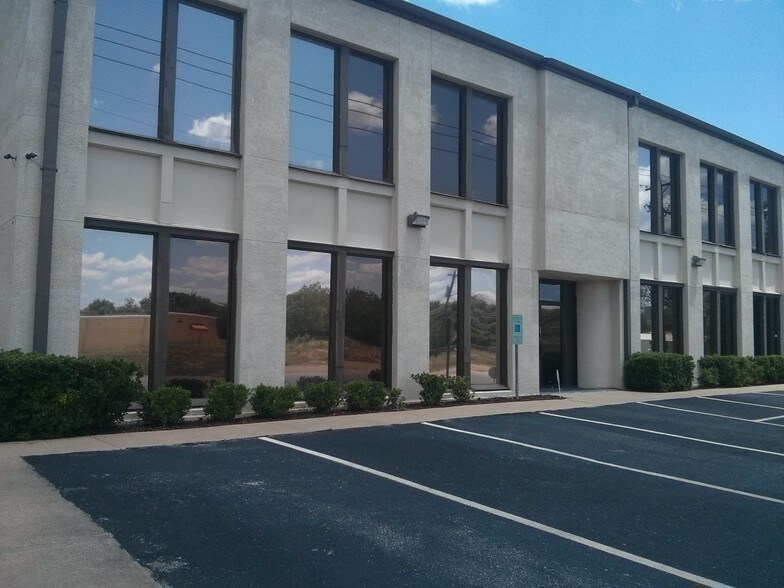 More Photos Of 7100 Blvd 26, Richland Hills Office For Sale