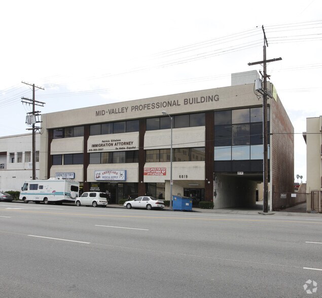 Primary Photo Of 6819 Sepulveda Blvd, Van Nuys Office For Lease