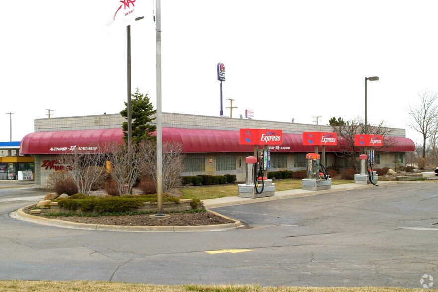 More Photos Of 49160 Grand River Ave, Wixom Carwash For Sale