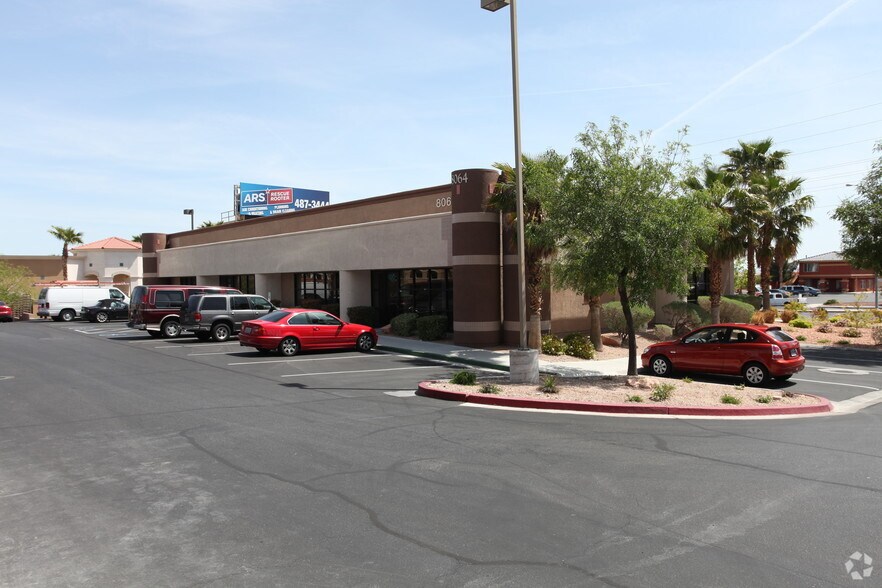 More Photos Of 8064-8084 W Sahara Ave, Las Vegas Office For Lease