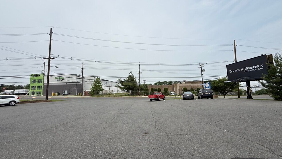 More Photos Of 1002 Jersey Ave, New Brunswick Warehouse For Lease