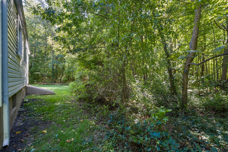 More Photos Of 2608 Mount Holly Rd, Burlington Land For Lease