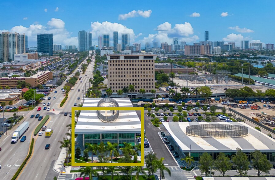 More Photos Of 1006 Hallandale Beach Blvd, Hallandale Beach Restaurant For Sale