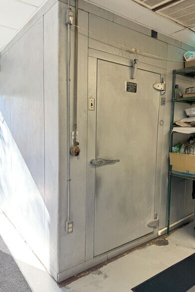 More Photos Of 1403 N Navarro St, Victoria Restaurant For Sale