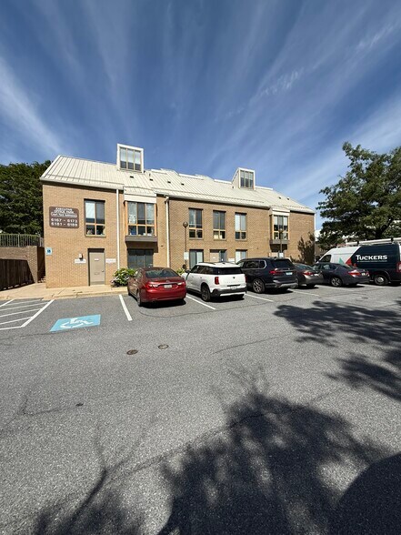 More Photos Of 6177-6183 Executive Blvd, Rockville Medical For Sale