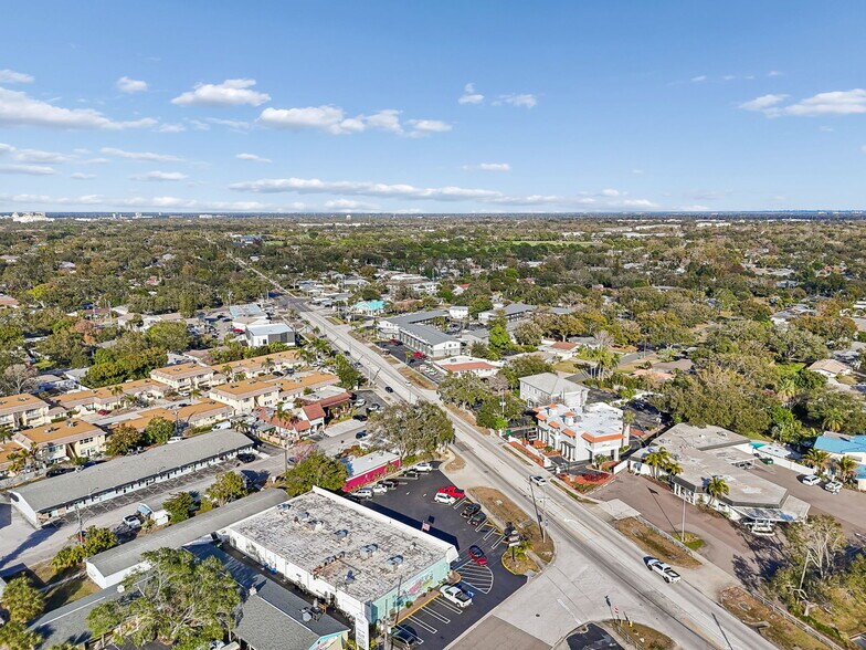 More Photos Of 510-520 Indian Rocks Rd, Largo Unknown For Lease
