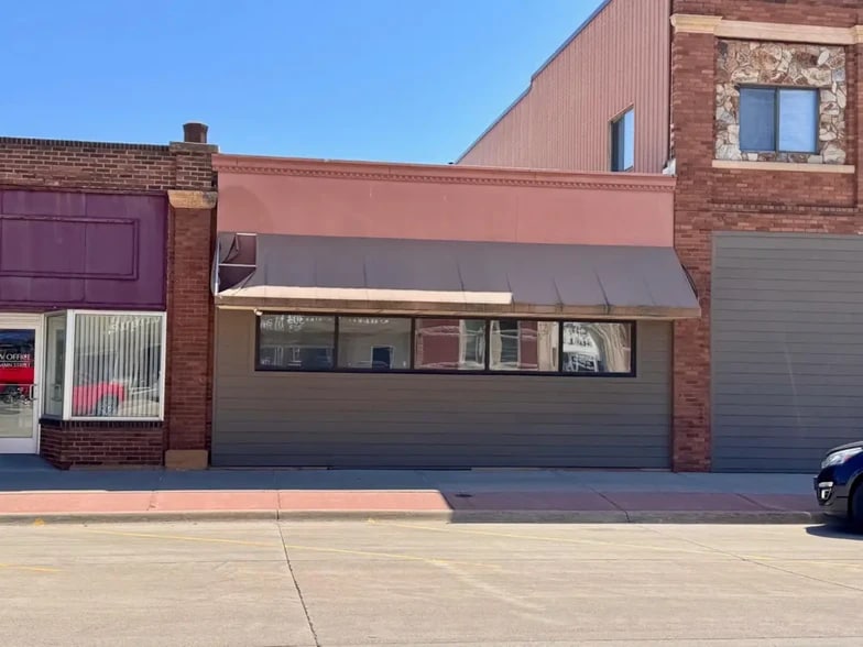 Primary Photo Of 308 Main St, Lakefield Industrial For Sale