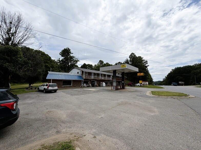 More Photos Of Old Well Rd, Spencer Service Station For Sale