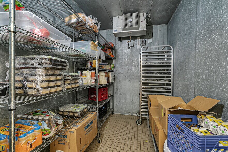 More Photos Of 430 3rd Ave NE, Saint Cloud Specialty For Sale