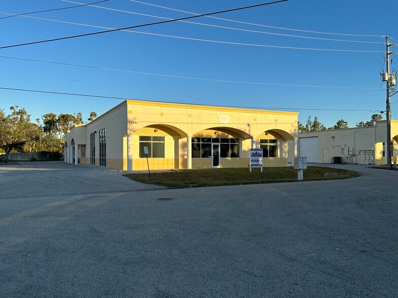 More Photos Of 17041 Alico Commerce Ct, Fort Myers Industrial For Lease