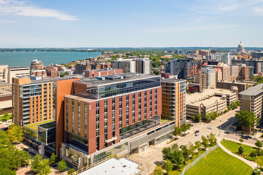 More Photos Of 777 University Ave, Madison Apartments For Lease