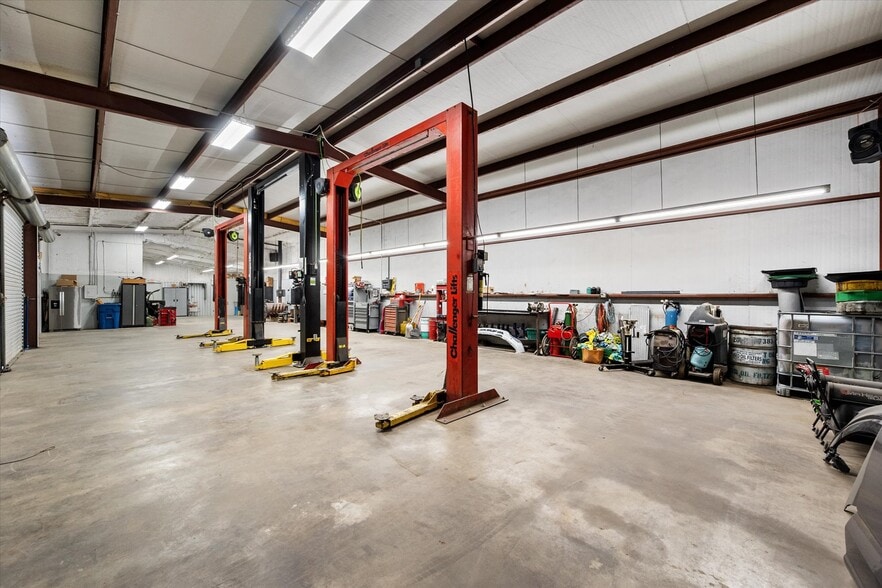 More Photos Of 308 S Beaton St, Corsicana Office For Sale