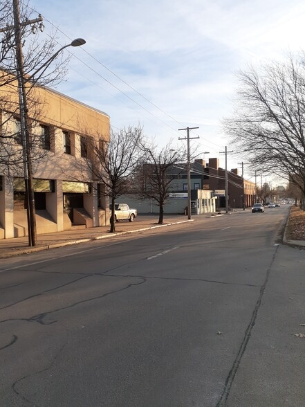 More Photos Of 845 N Main St, Providence Medical For Sale