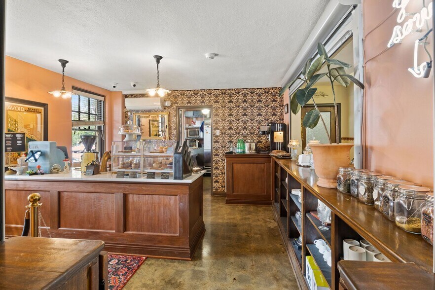 More Photos Of 202 Steeples Blvd, Indianapolis Apartments For Lease