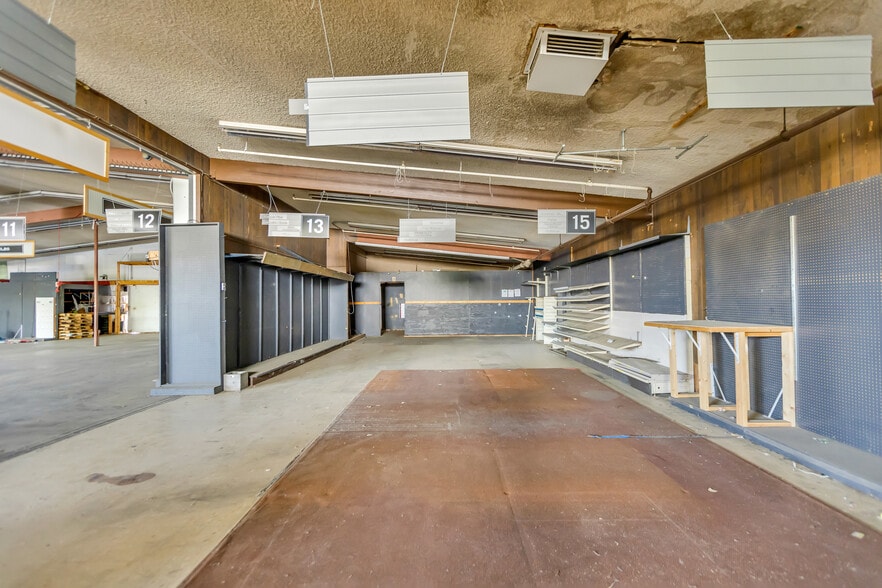 More Photos Of 5303 Freeport Blvd, Sacramento Storefront For Lease