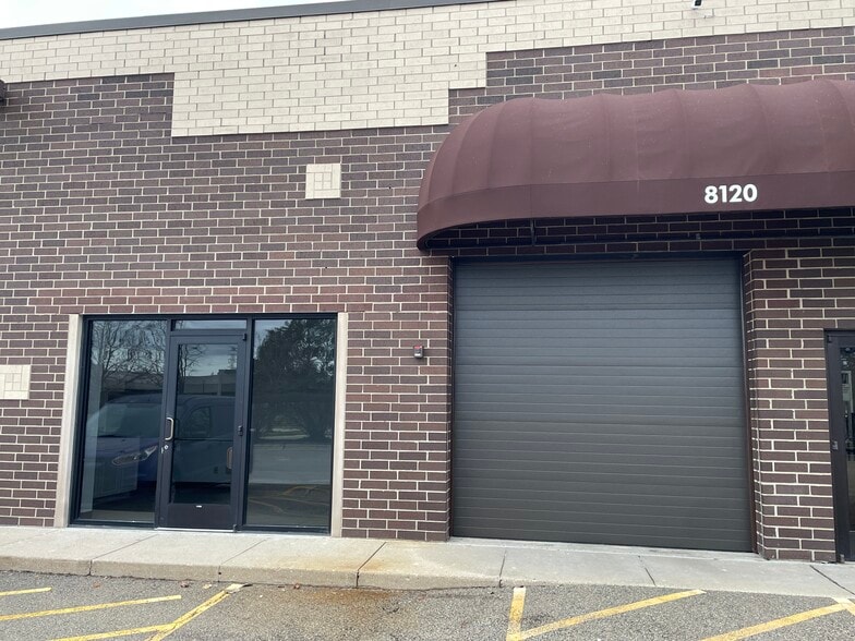 More Photos Of 8120 River Dr, Morton Grove Warehouse For Lease