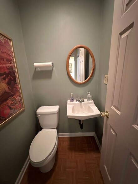 More Photos Of 2054 Harobi Dr, Tucker Specialty For Lease