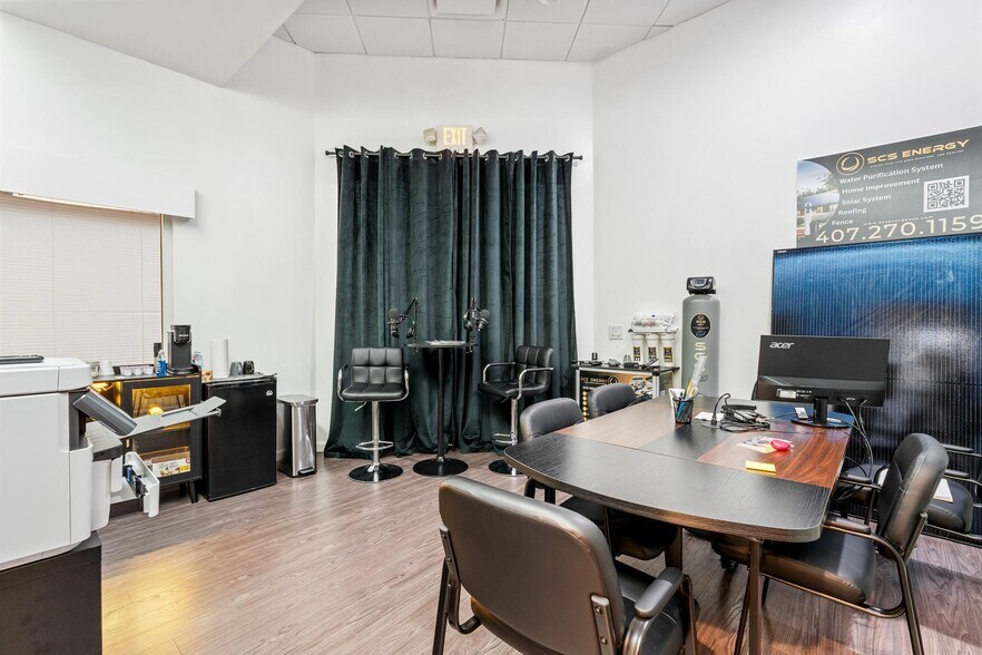 More Photos Of 8865 Commodity Cir, Orlando Office For Sale